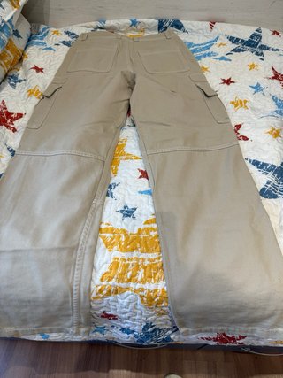 Pantaloni cargo beige Bershka