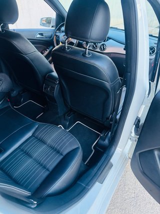 Mercedes-Benz B200