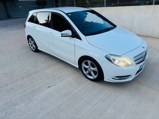 Mercedes-Benz B200