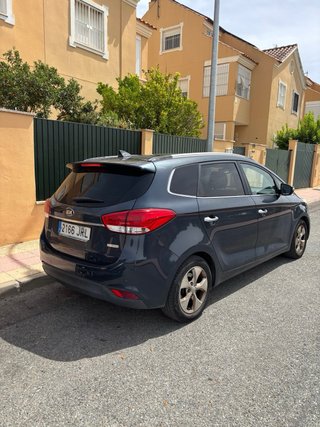 KIA Carens 2016