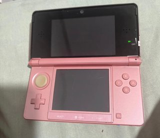 Nintendo 3DS Rosa con Tarjeta SD lleno de juegos
