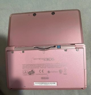 Nintendo 3DS Rosa con Tarjeta SD lleno de juegos
