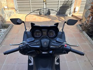 Yamaha TMAX 530