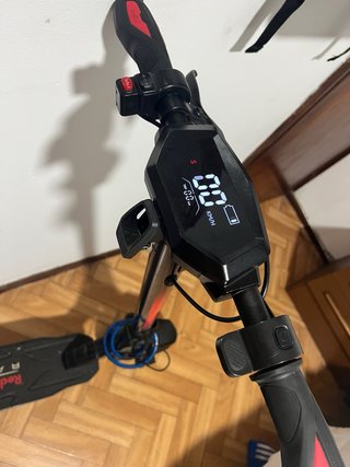 Patinete Eléctrico Red Bull Racing