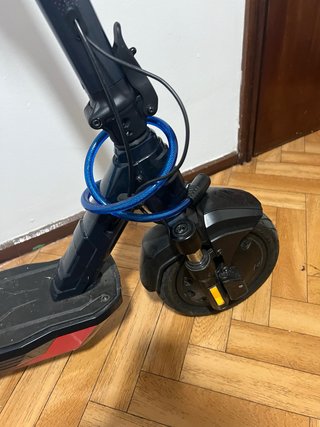 Patinete Eléctrico Red Bull Racing