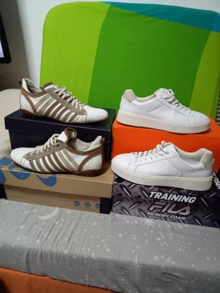 Lote 2 pares zapatillas deportivas Talla 42