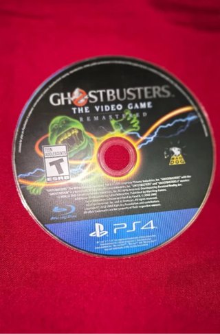Consola PS4 Pro Negra + 5 Juegos