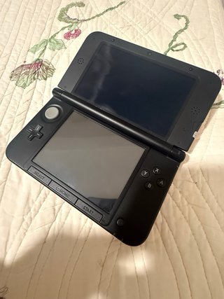 Nintendo 3DS XL Roja