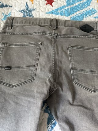 Pantaloni Quiksilver Grigi
