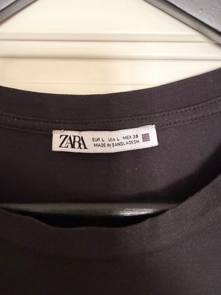 Camiseta Zara Negra Talla L
