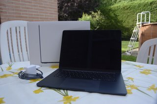Macbook Air M3 15" Pantalla grande - Medianoche