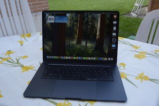 Macbook Air M3 15" Pantalla grande - Medianoche