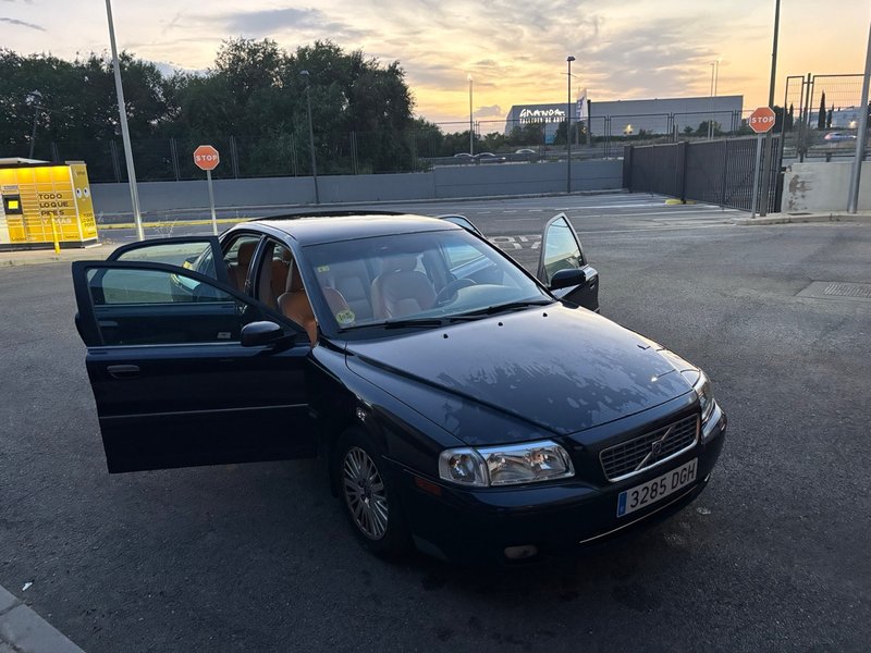 Volvo S80 2.4 (170 CV) Automático - foto 1