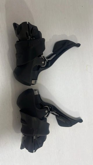 Manetas Shimano Ultegra