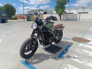 Suzuki GS 500 Cafe Racer Verde