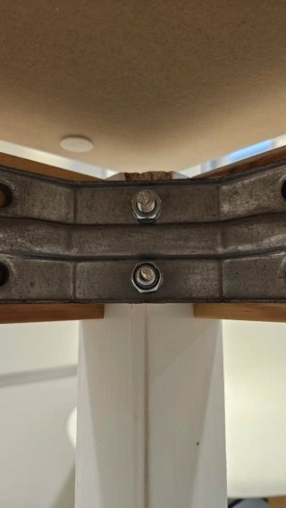 Mesa de cocina blanca
