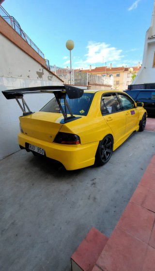 Mitsubishi Lancer 2004