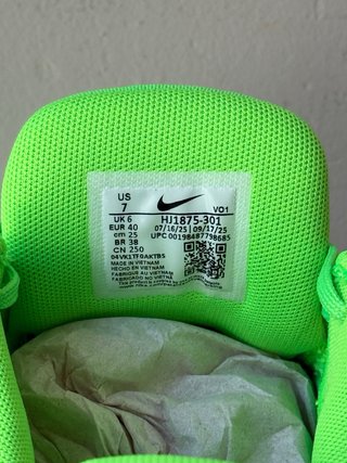 Nike Metcon 10 Green Strike Lime [40]
