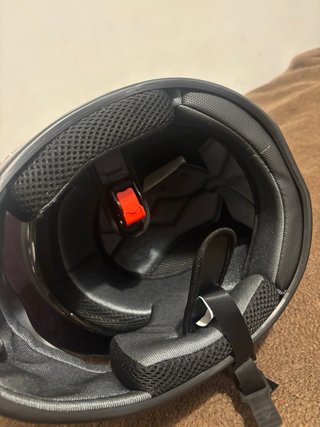 Casco integral DAYU negro y rojo