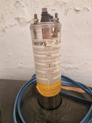 Bomba sumergible Caprari Trifásica 5.5kW 7.5CV