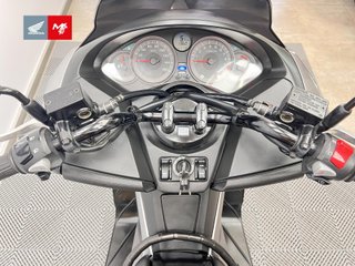 HONDA FORZA 300 2013 13550 kms.