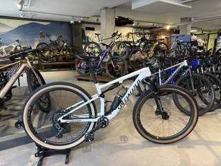 SPECIALIZED EPIC PRO