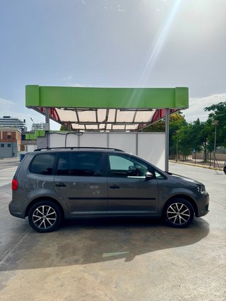 Volkswagen Touran 2015