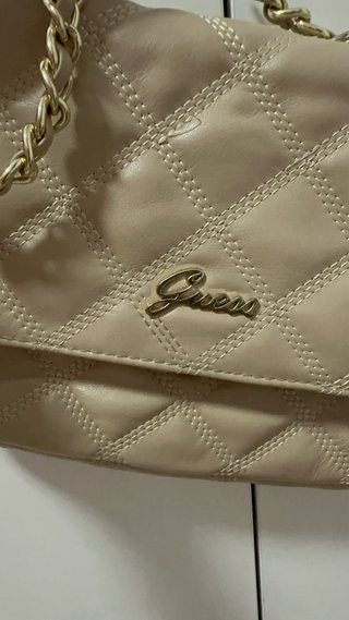 Bolso Guess Beige Dorado