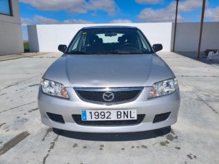 Mazda 323 2001