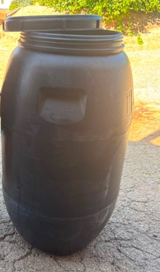 Bidónes GRP 220l riego y multiusos