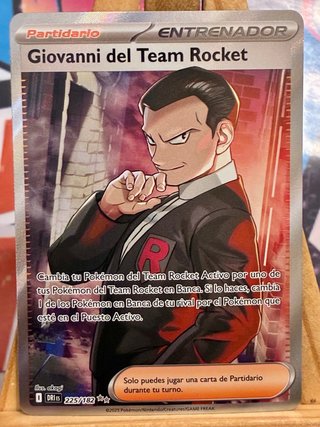 Giovanni del Team Rocket DRI 225/182 ES
