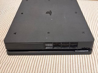 PS4 Slim 500GB Negra