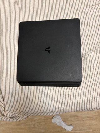 PS4 Slim 500GB Negra