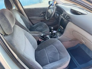 Renault Laguna 2001