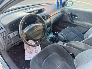 Renault Laguna 2001