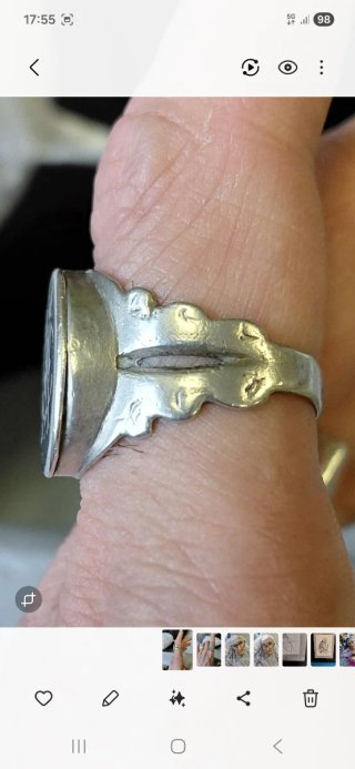 Anillo Sello Plata Relicario Siglo XVIII