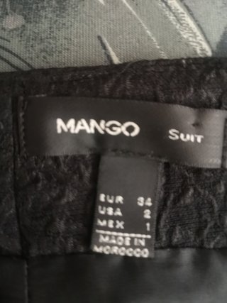 Falda negra Mango Talla 34