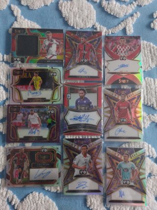 Lote de cromos de fútbol con autógrafos