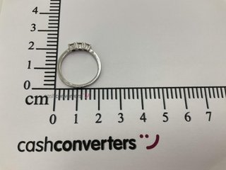 anillo oro 18k con piedra con diamante t. 10 (15,92 mm)