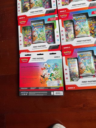 First partners 2 / 13 boxes / English