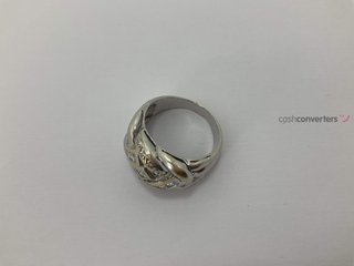 anillo oro 18k con piedra con diamante