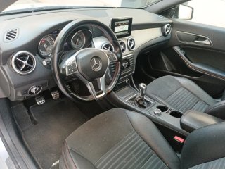 Mercedes CLA200d UNICO DUEÑO 136cv