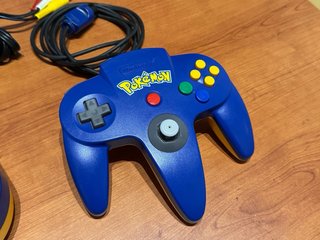 Nintendo 64 Pikachu Edición Especial