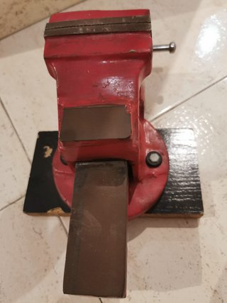 Tornillo de banco Ambika nº2 giratorio