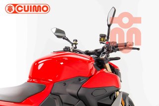 DUCATI STREETFIGHTER V2
