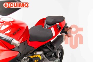 DUCATI STREETFIGHTER V2