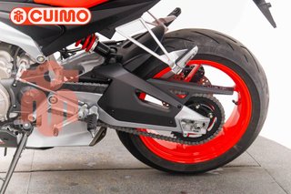 APRILIA TUONO 660