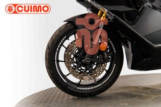 HONDA FORZA 750