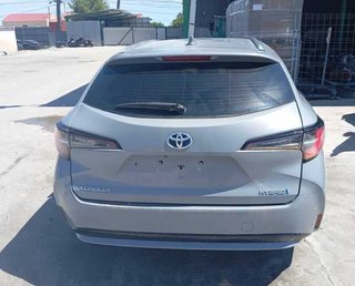 Guantera toyota corolla touring sports 453067