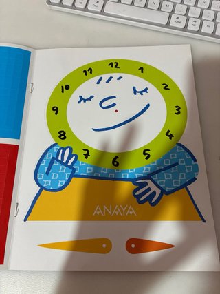 Libro interactivo para aprender a mirar la hora